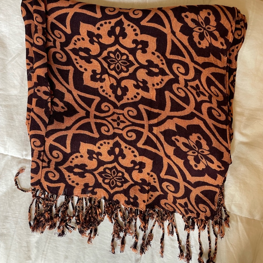 Spartina 449 Maggioni Viscose scarf. 26”W X 90”L. NWT